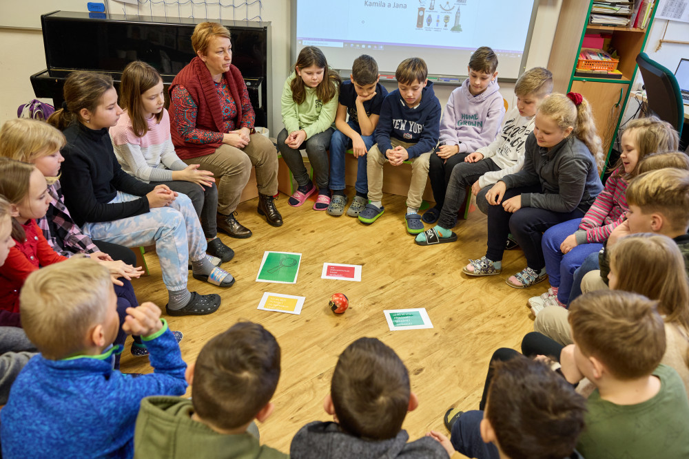 Začít spolu: Pomáhá školám učit tak, aby to děti bavilo a dávalo to smysl